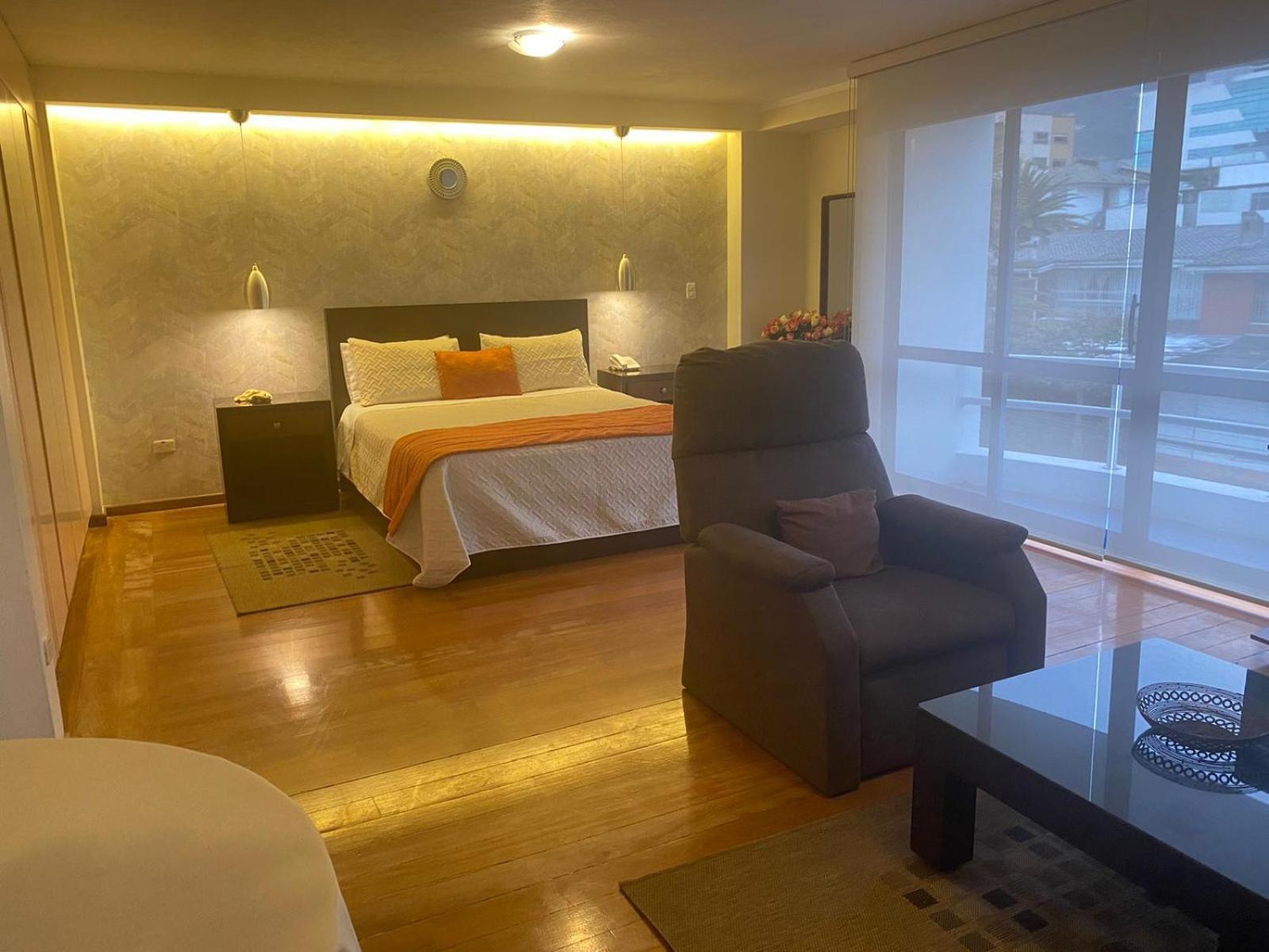 Suites Metropoli Quito Ngoại thất bức ảnh