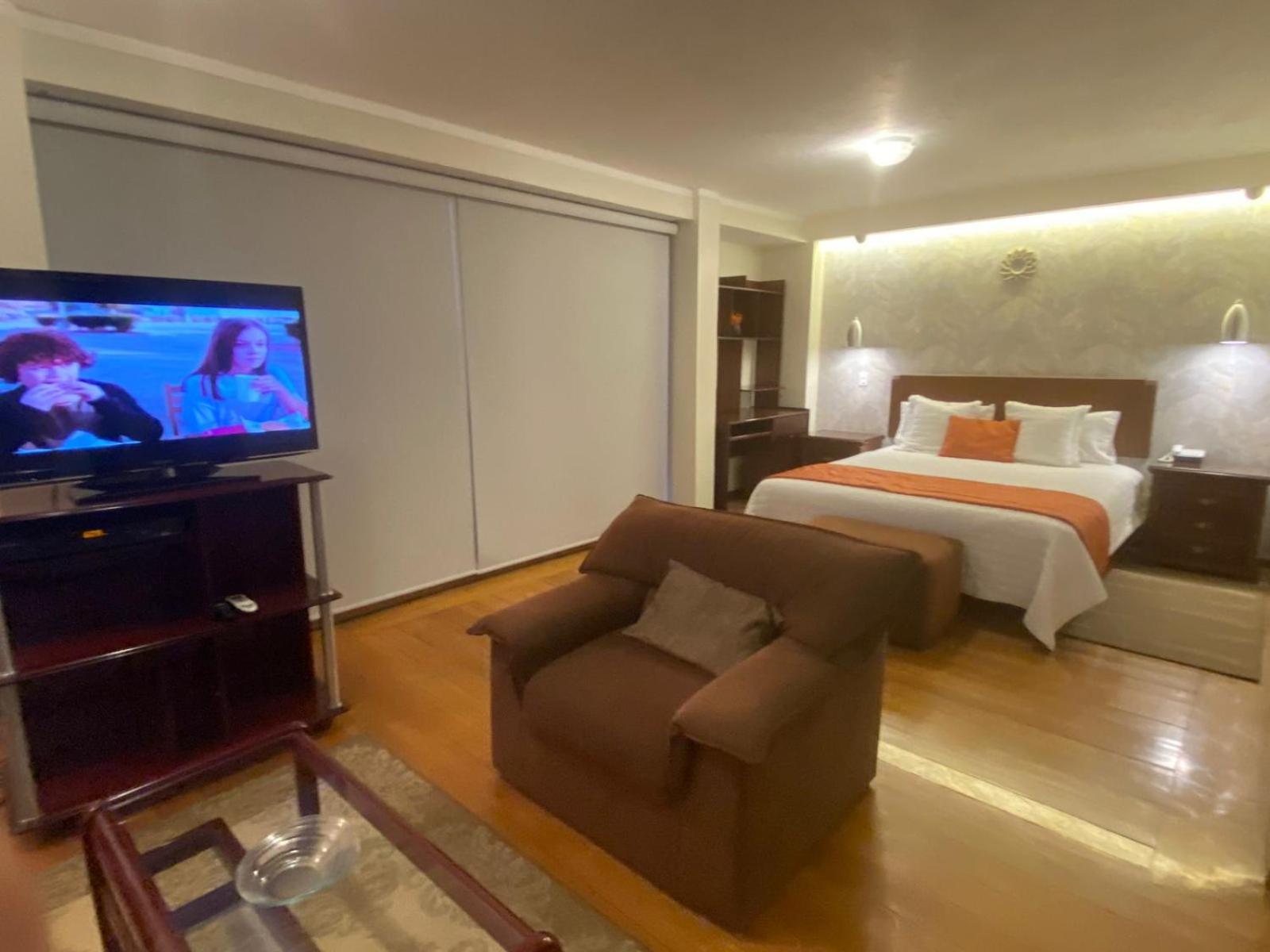 Suites Metropoli Quito Ngoại thất bức ảnh